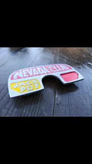 Nevada club top-card jackpot reproduction aluminium reliëf sign using on top of your antique Jennings slotmachine, i sell only the top-card, not the Jennings slotmachine