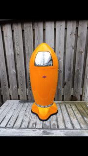 Rocket trashcan
#wescospaceboy
#designprullenbak
#spaceboy