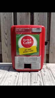 1947 Coca cola vendo coin changer
#vendo #coinchanger #antiquecocacola 
#antiquevendingmachine 
#oldcocacola