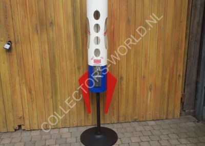 northwestern saturn 2000 chewing gum vending machine