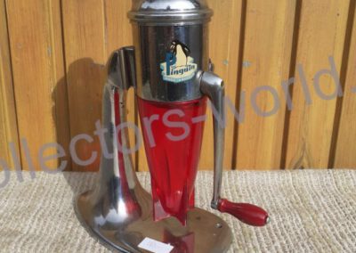 old pinguin ice crusher